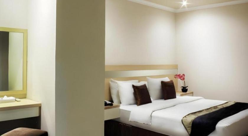 Amos Cozy Hotel Melawai Jakarta Kültér fotó